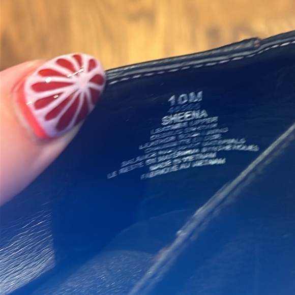 Black Leather and suede 2-inch heel with bow - Picture 3 of 5